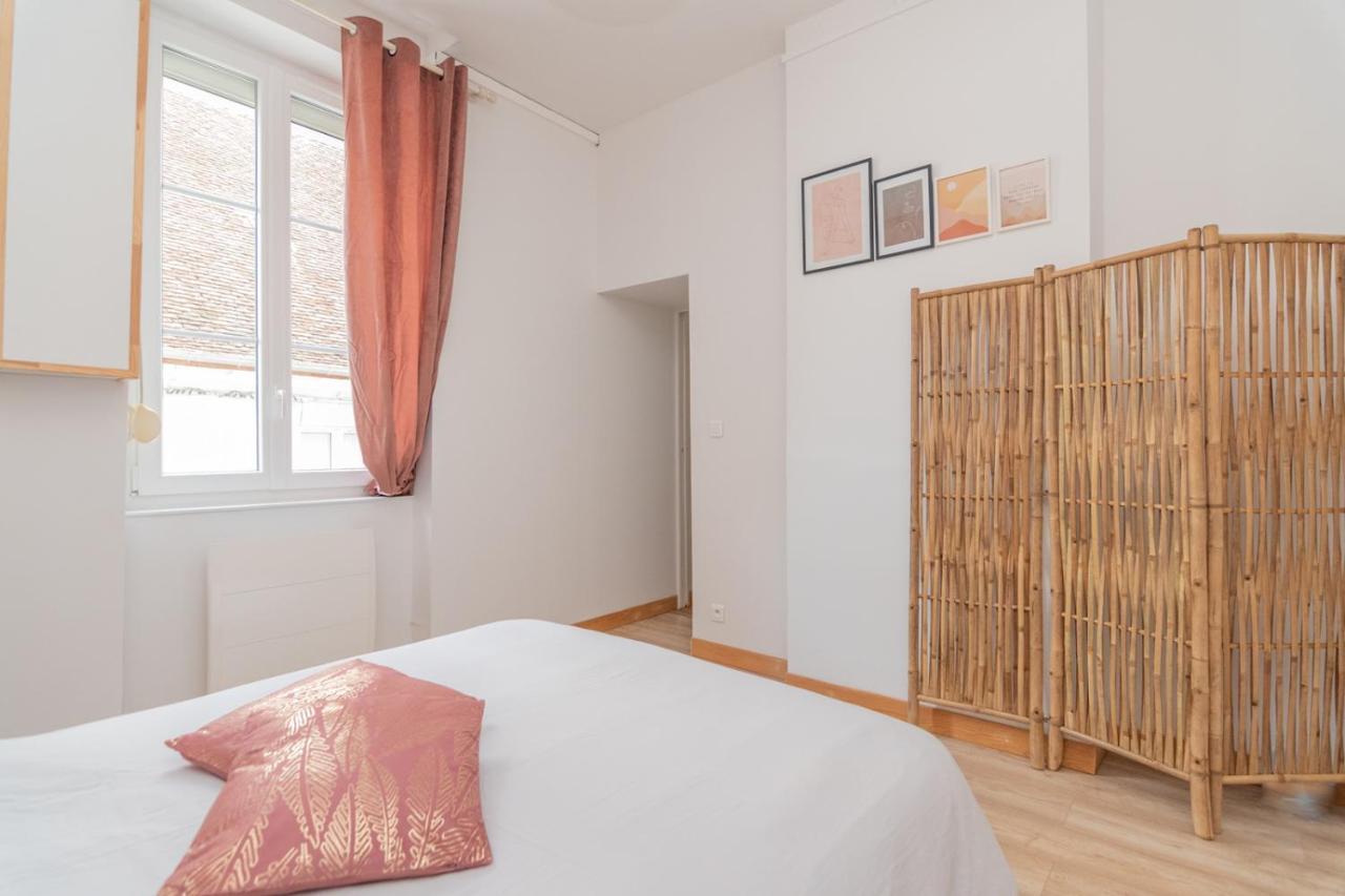 Appartement Cosy Au Centre Ville Avec Garage Шалон-сюр-Сон Екстериор снимка