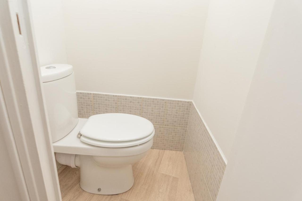 Appartement Cosy Au Centre Ville Avec Garage Шалон-сюр-Сон Екстериор снимка